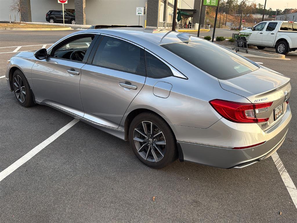 2021 Honda Accord EX-L 1.5T photo 3