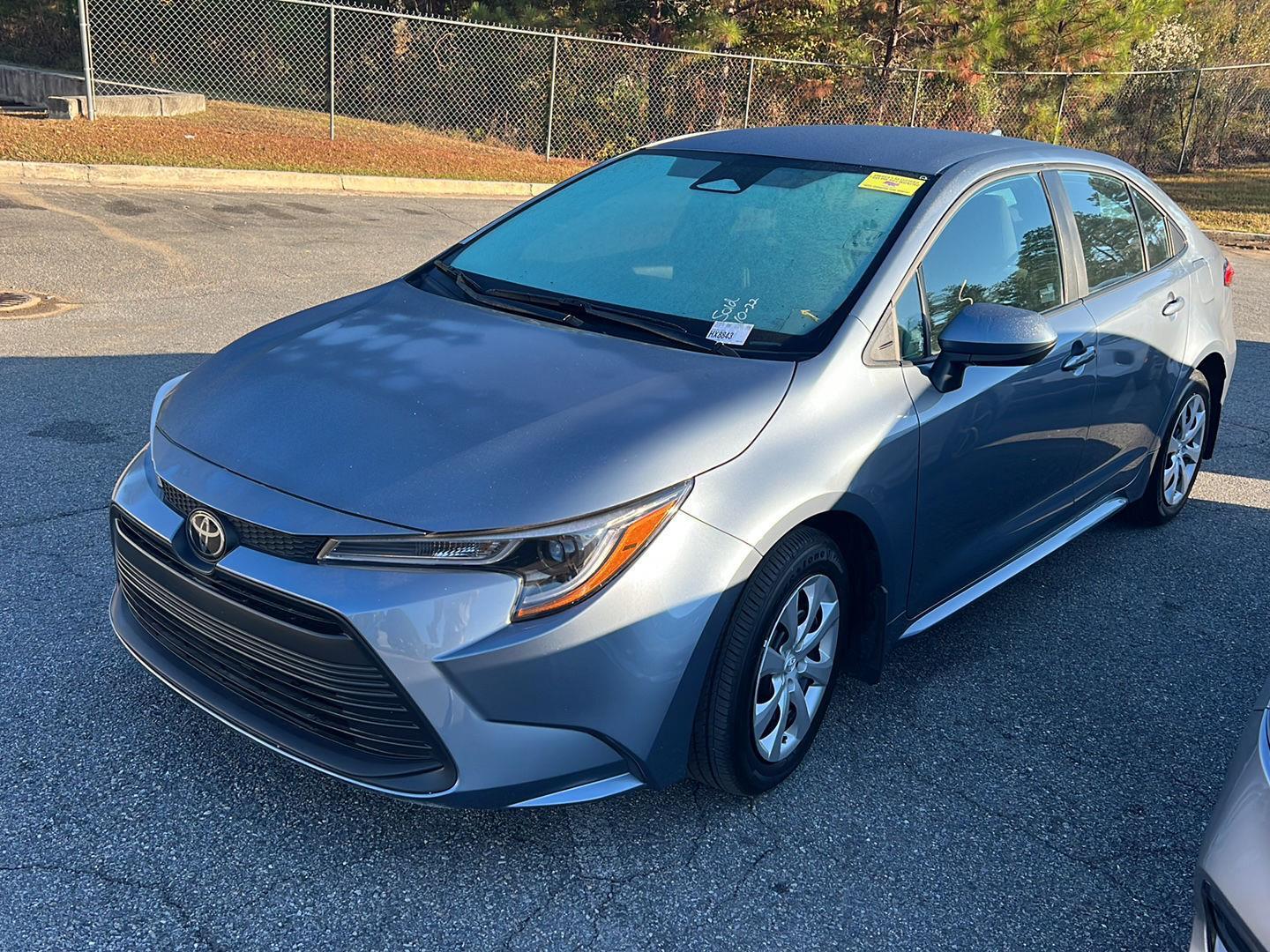 2024 Toyota Corolla LE photo 2