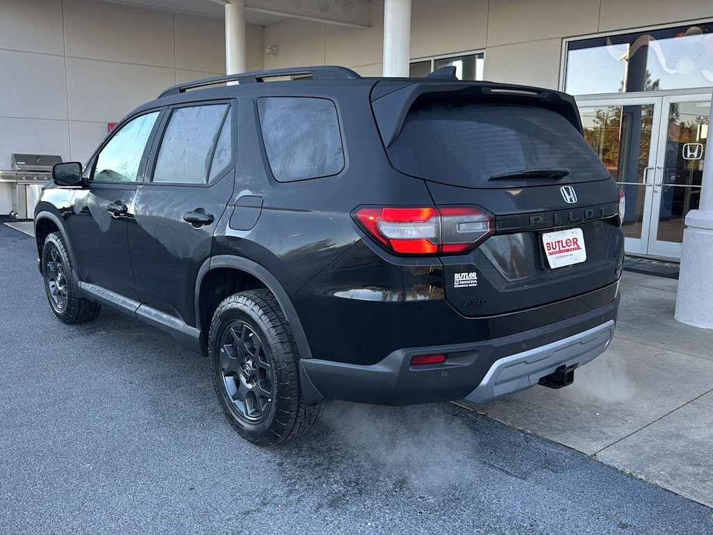 New 2025 Honda Pilot TrailSport SUV
