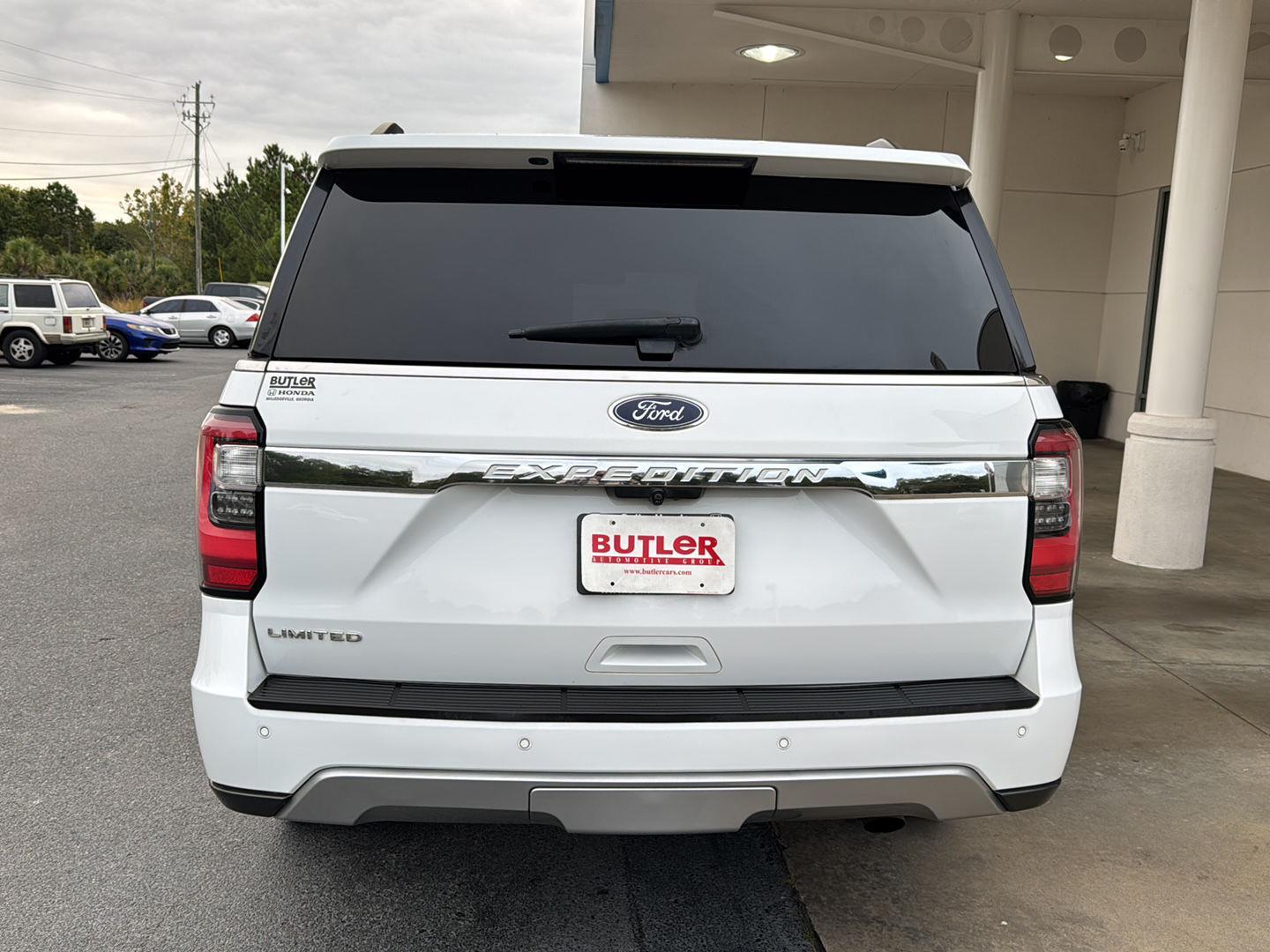 2020 Ford Expedition Limited photo 2