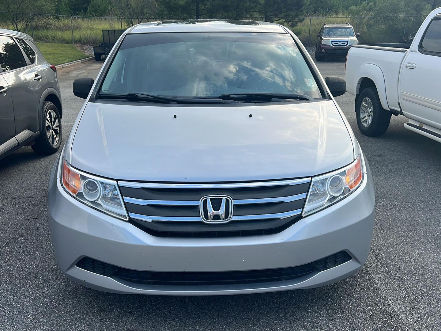 2013 Honda Odyssey EX-L photo 3