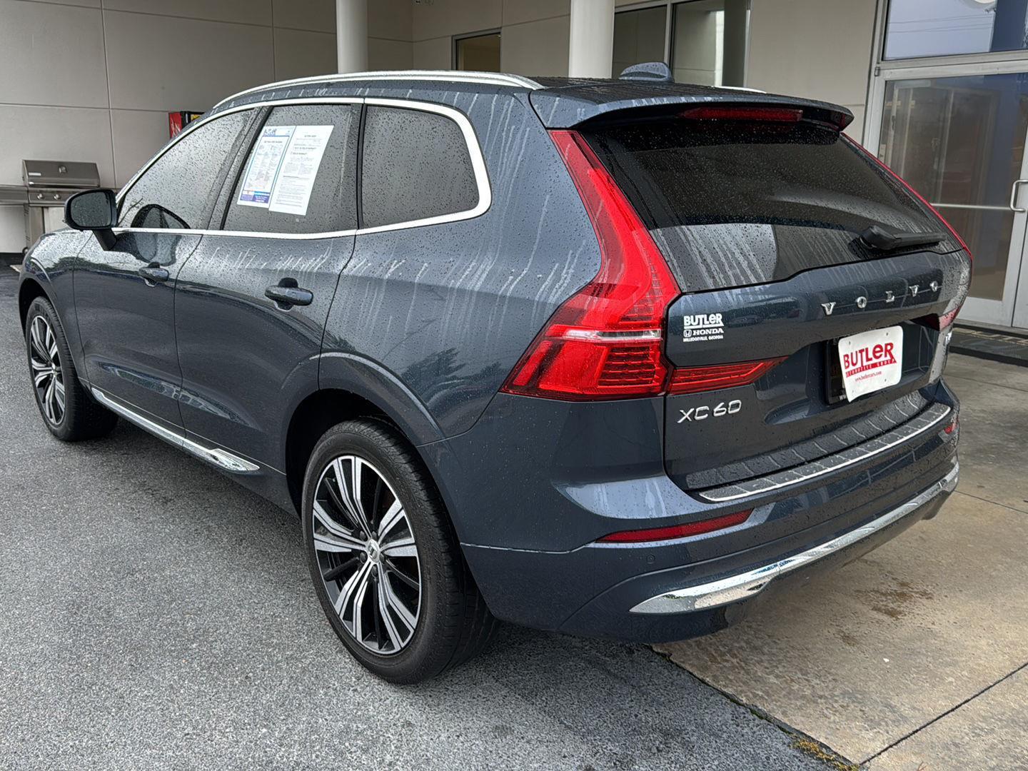 2022 Volvo XC60 Inscription photo 3