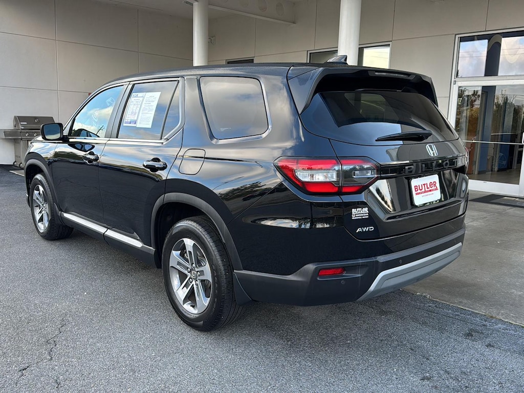 Used 2025 Honda Pilot EX-L SUV