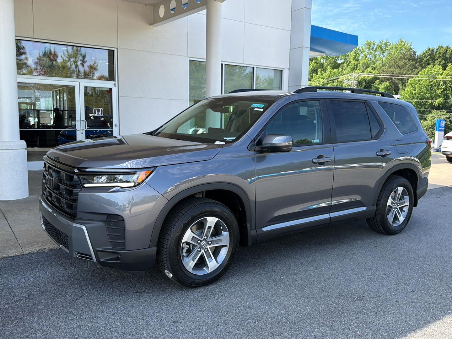 2026 Honda Pilot EX-L 2WD's photo