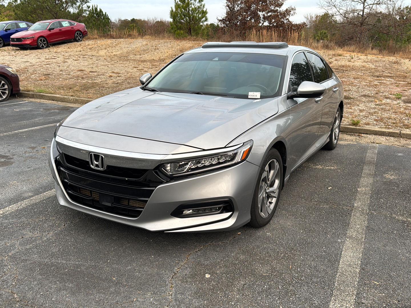 2020 Honda Accord EX-L 1.5T photo 2