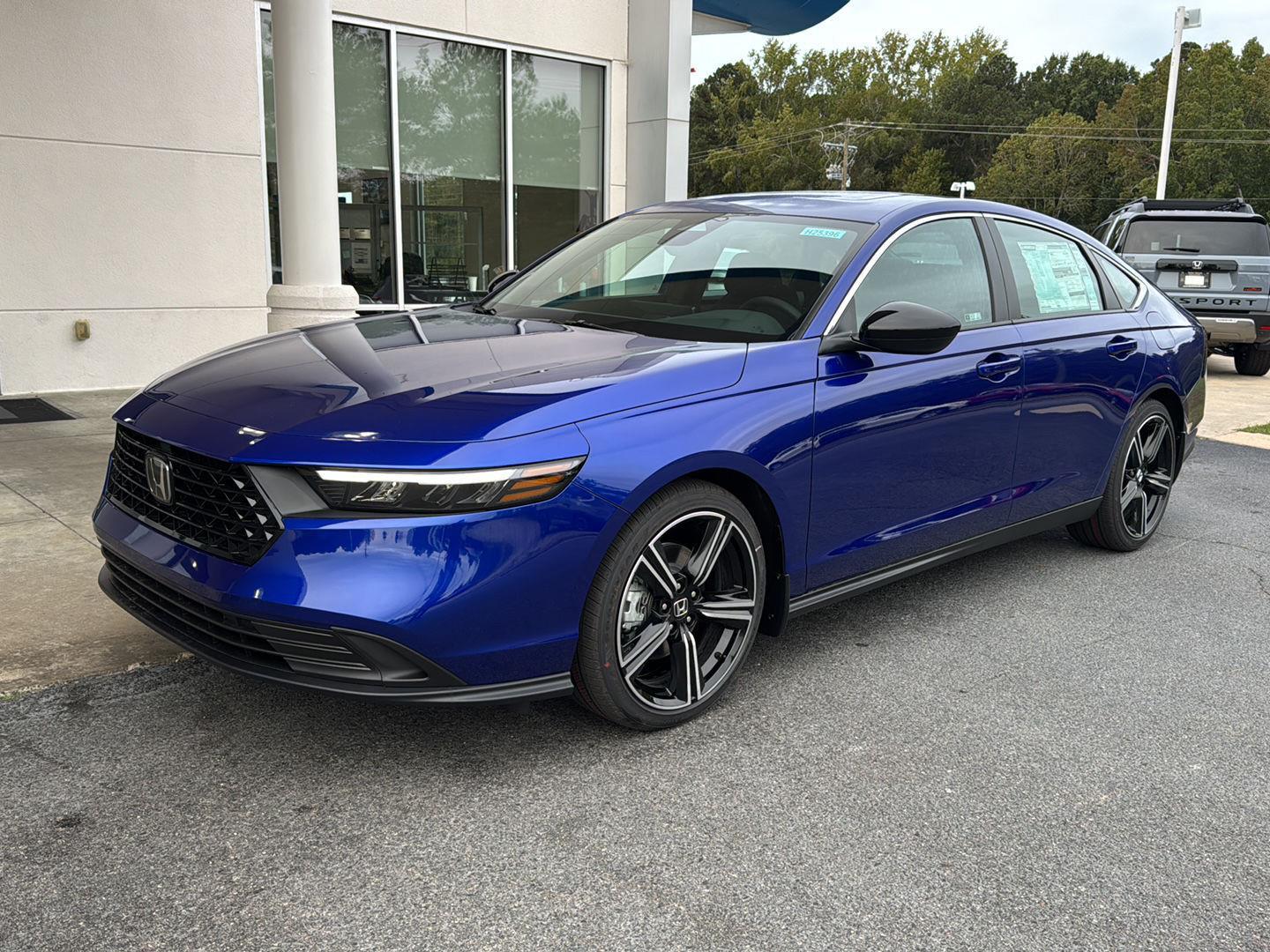 2025 Honda Accord Hybrid Sport photo 2