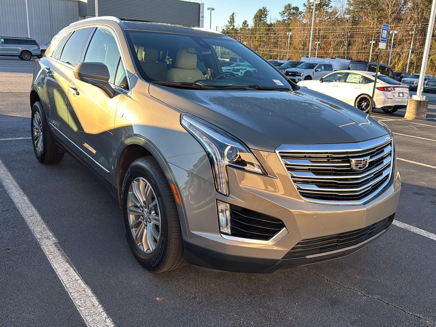 2018 Cadillac XT5 Luxury photo 4