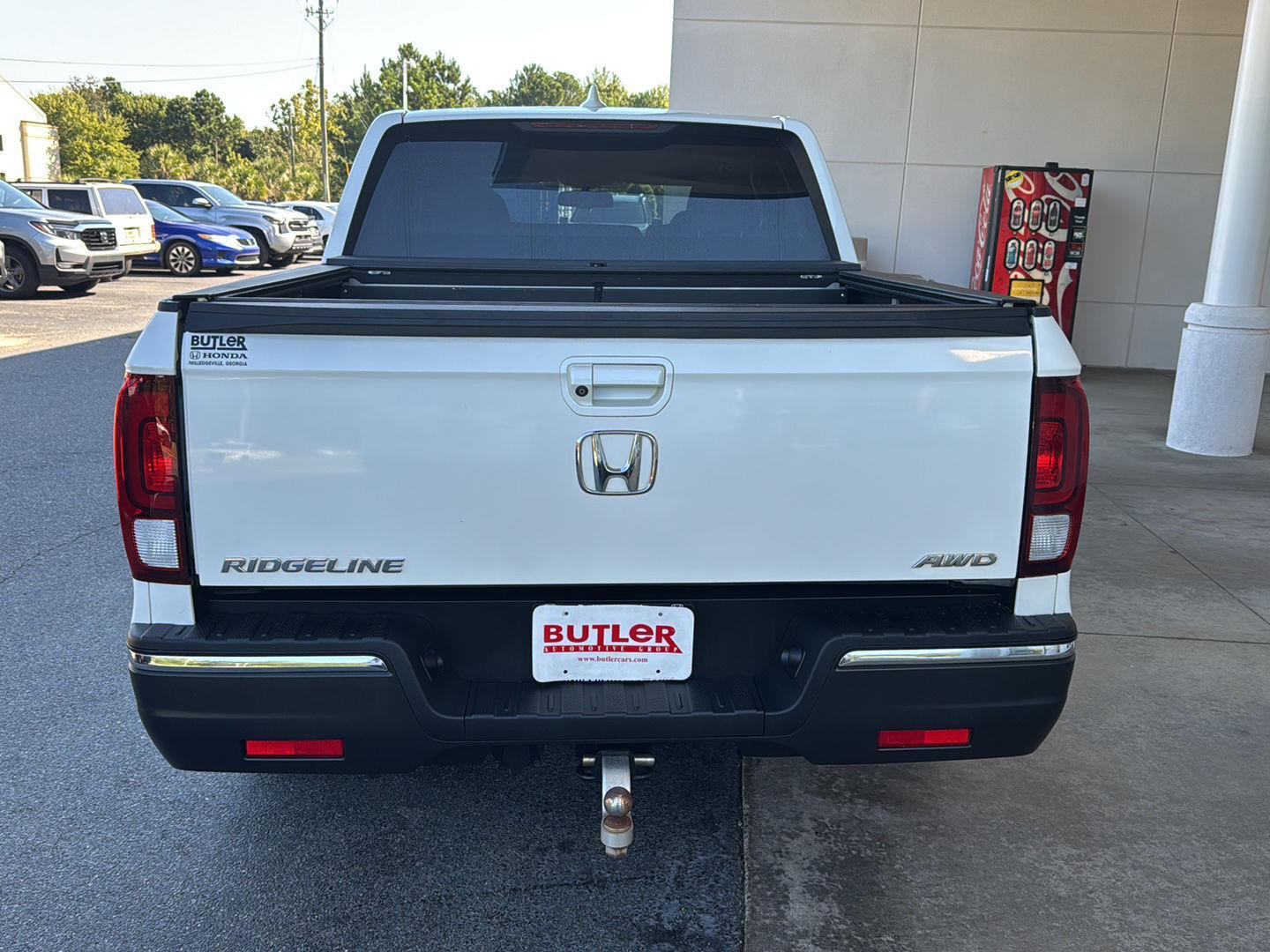 2017 Honda Ridgeline RTL-T photo 4