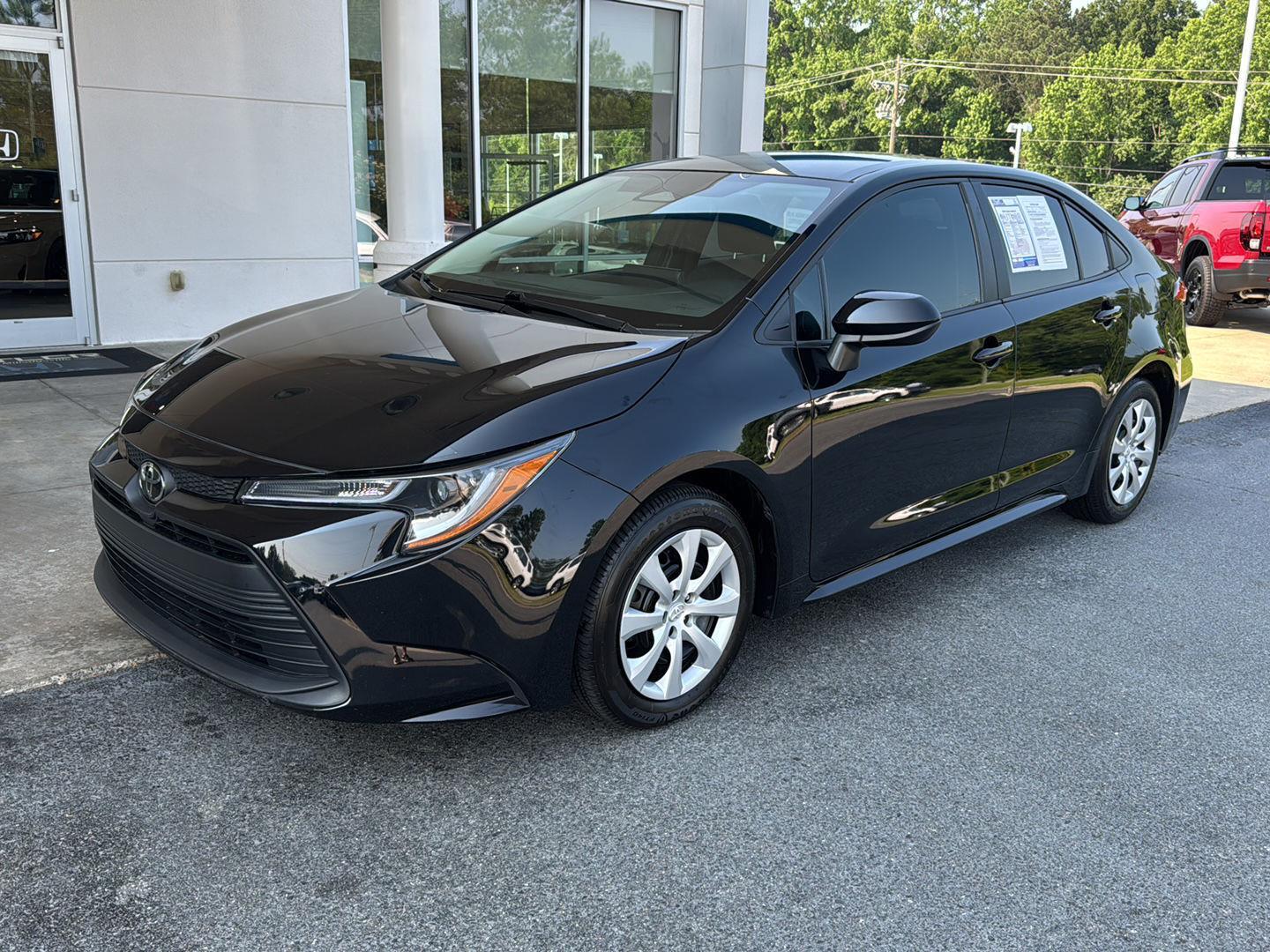 Used 2024 Toyota Corolla LE with VIN 5YFB4MDE6RP119605 for sale in Milledgeville, GA
