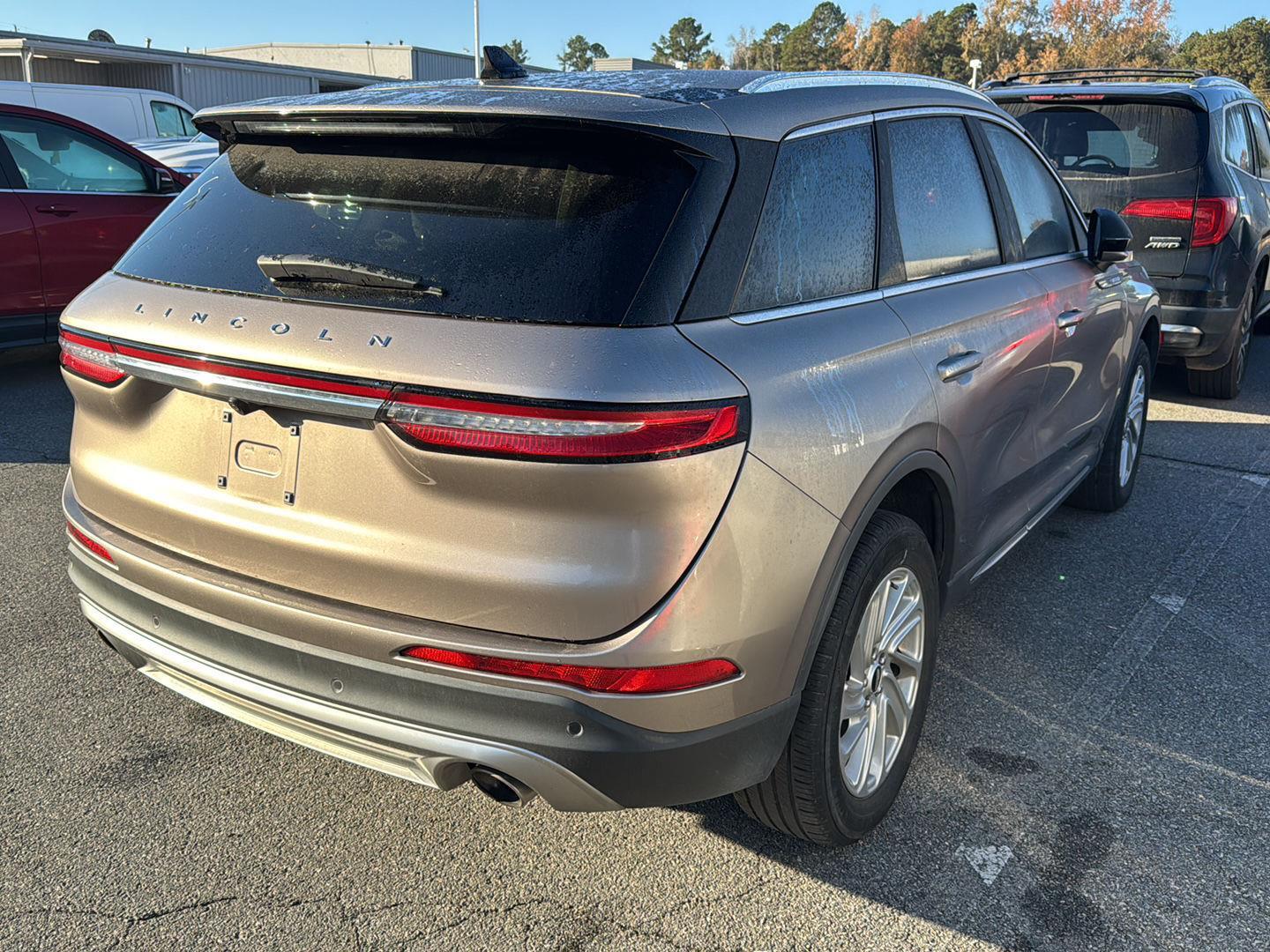 2020 Lincoln Corsair Standard photo 4