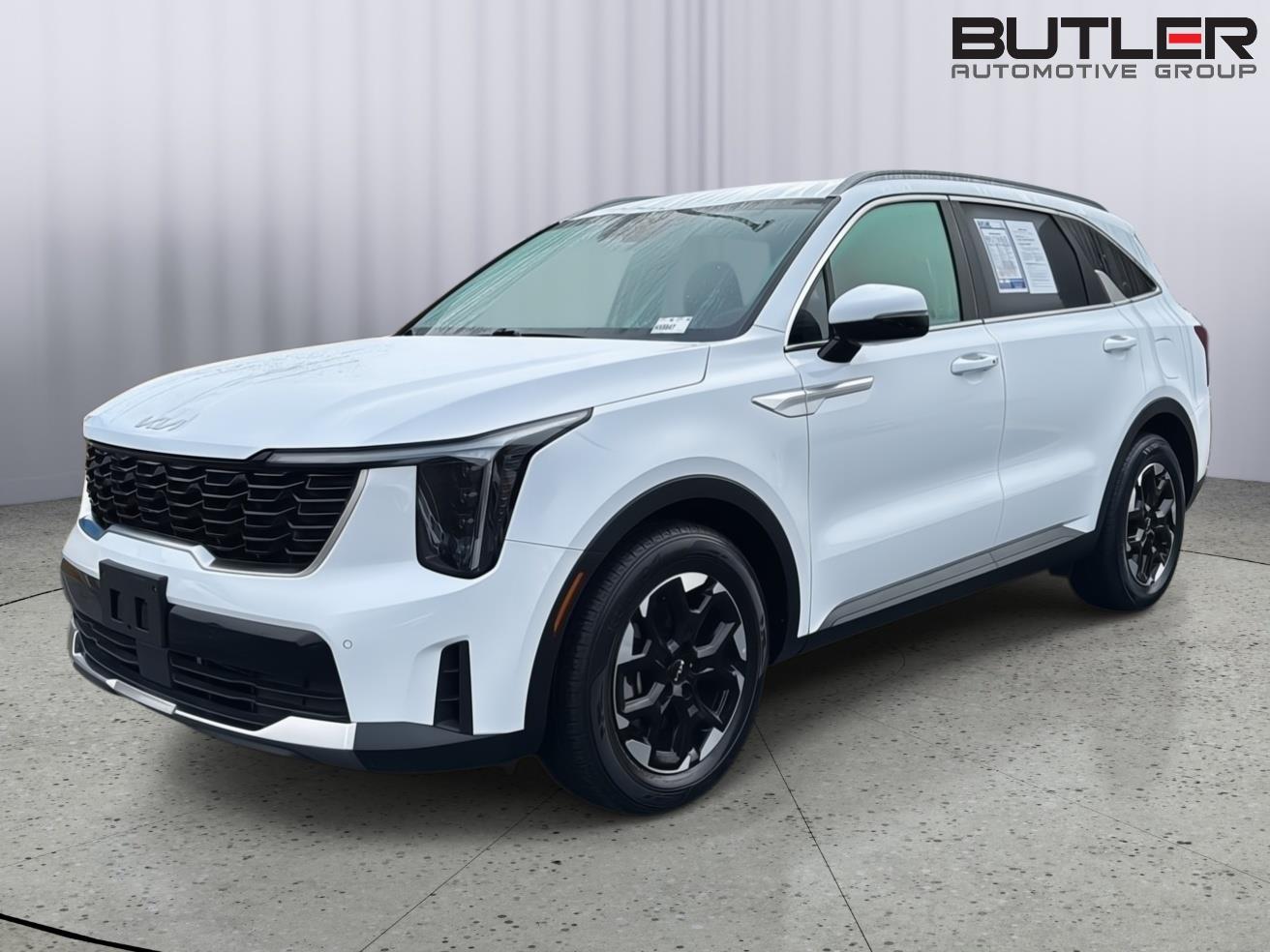 2024 Kia Sorento S's photo