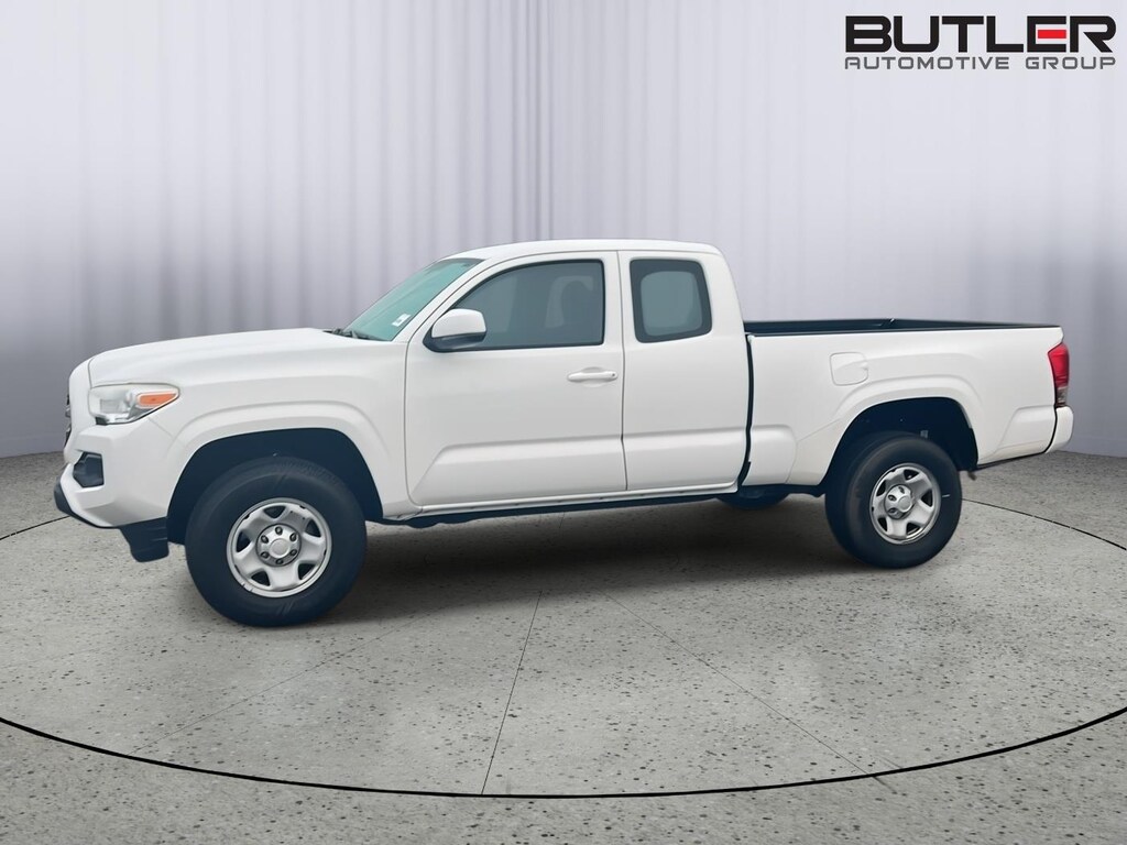 Used 2016 Toyota Tacoma SR Truck Access Cab