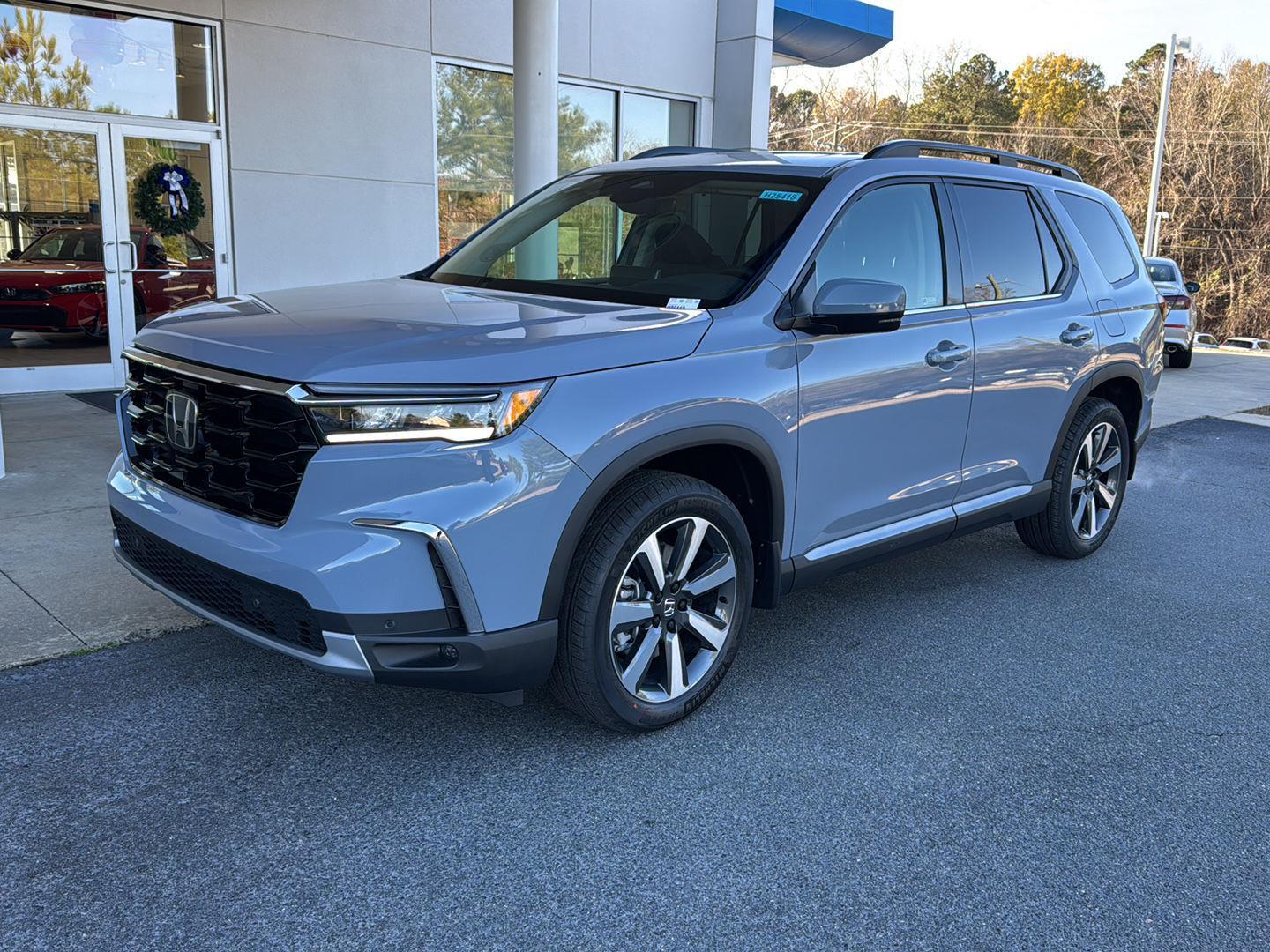 2025 Honda Pilot Touring's photo