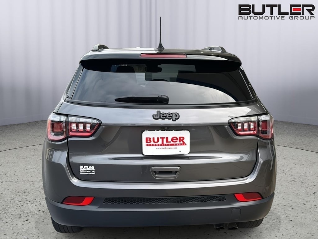 Used 2022 Jeep Compass Latitude SUV