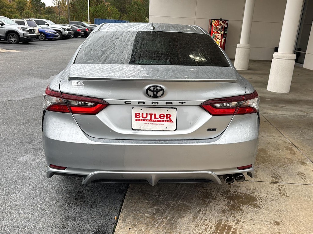 Used 2023 Toyota Camry SE Sedan