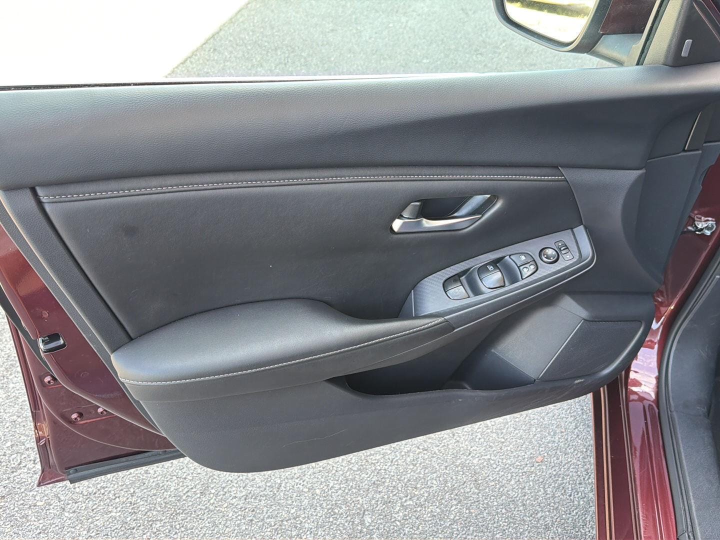 2025 Nissan Sentra SV - Photo 16