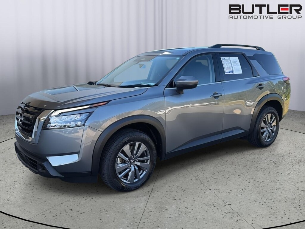 Used 2025 Nissan Pathfinder SV SUV