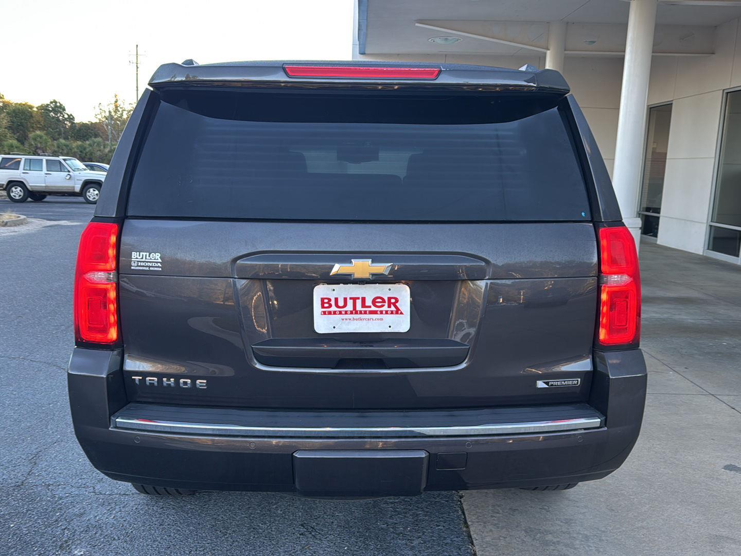 2017 Chevrolet Tahoe Premier photo 4