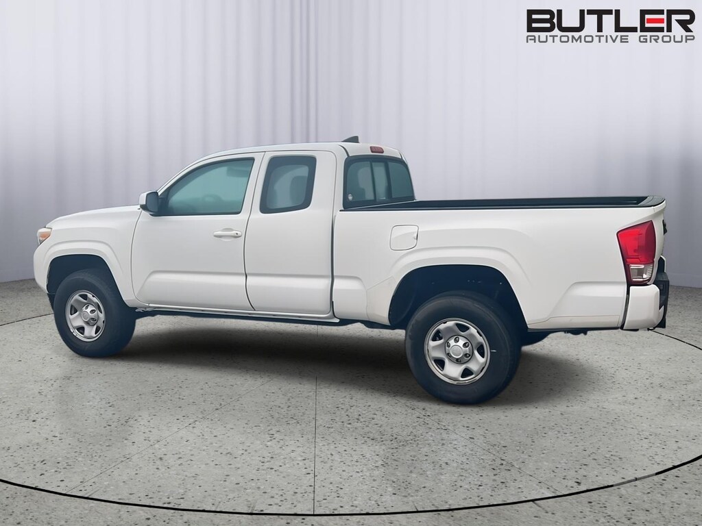 Used 2016 Toyota Tacoma SR Truck Access Cab