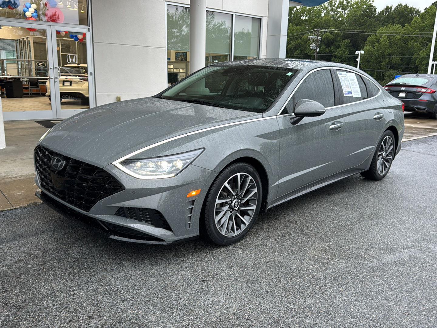 2021 Hyundai Sonata Limited photo 2