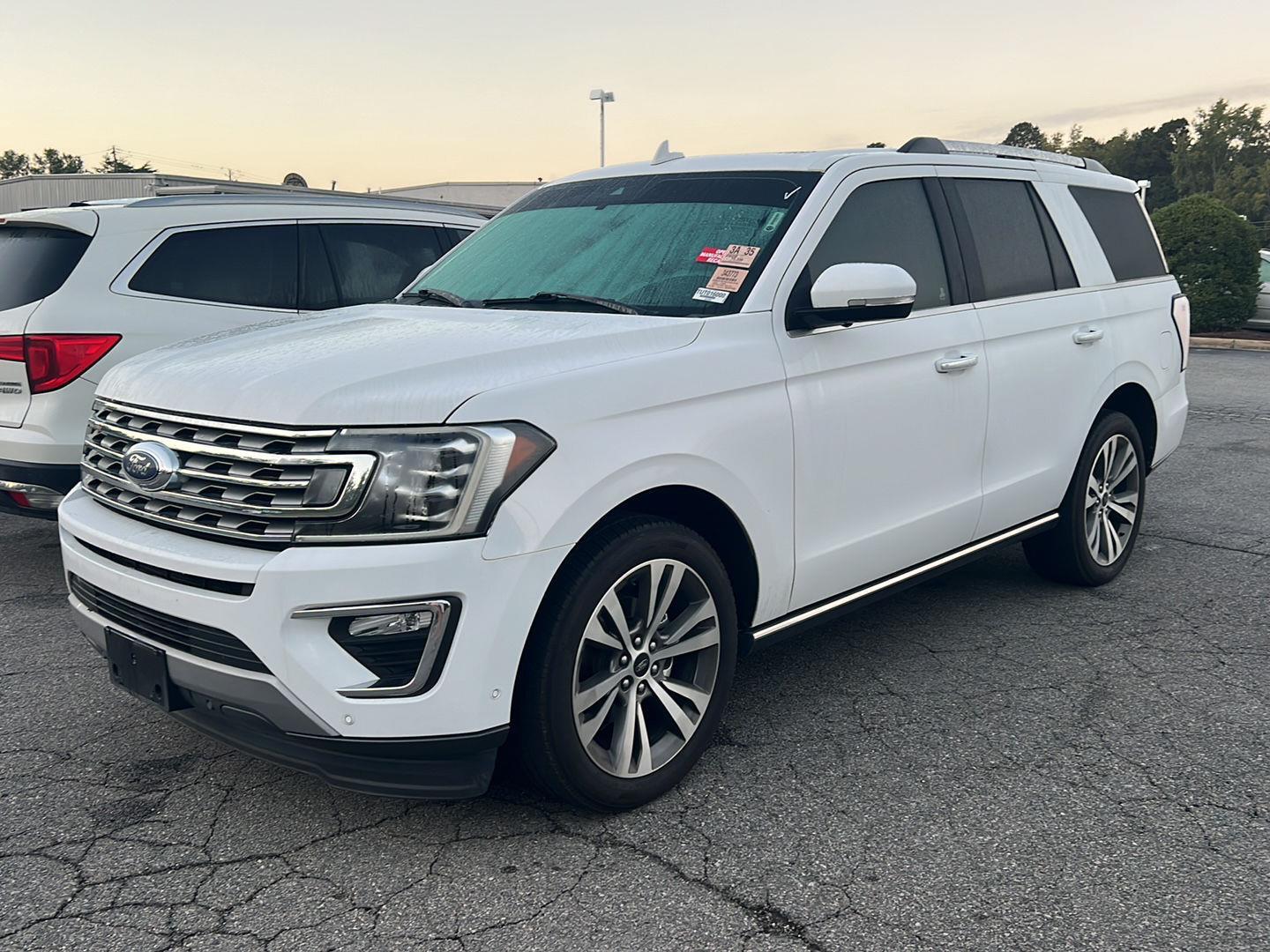 2020 Ford Expedition Limited photo 2