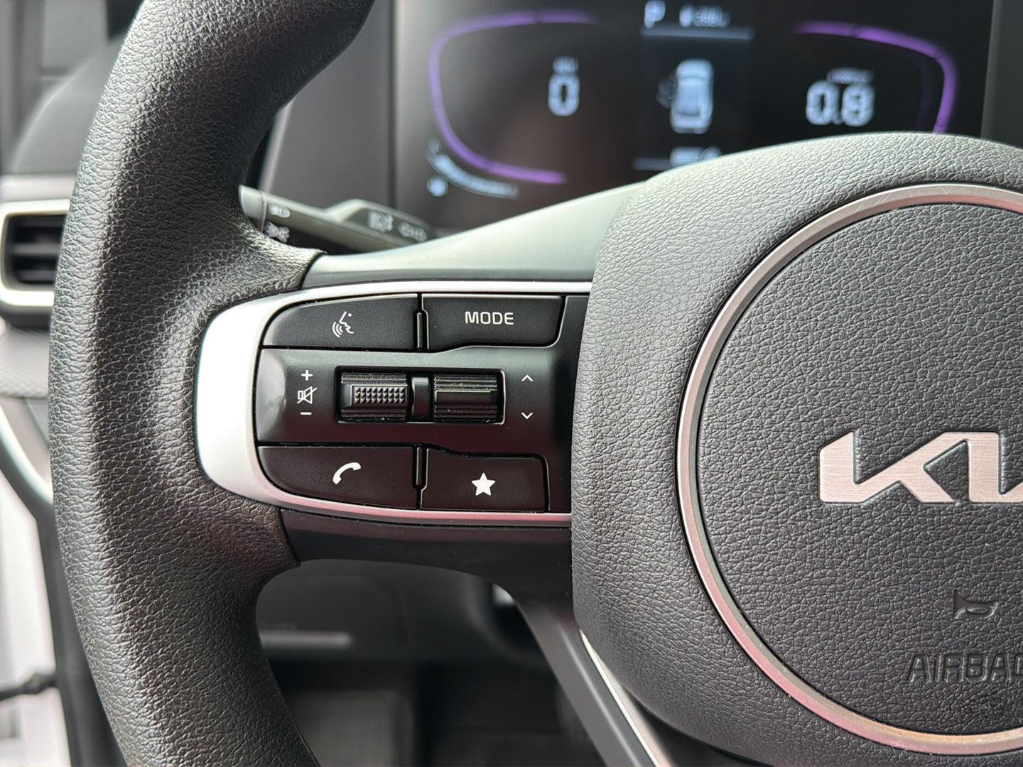 2025 Kia Sportage LX - Photo 20