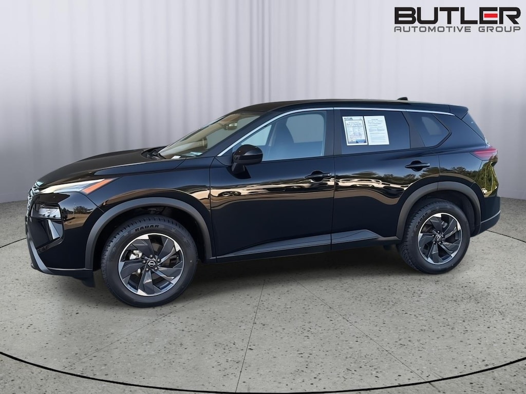 Used 2025 Nissan Rogue SV SUV