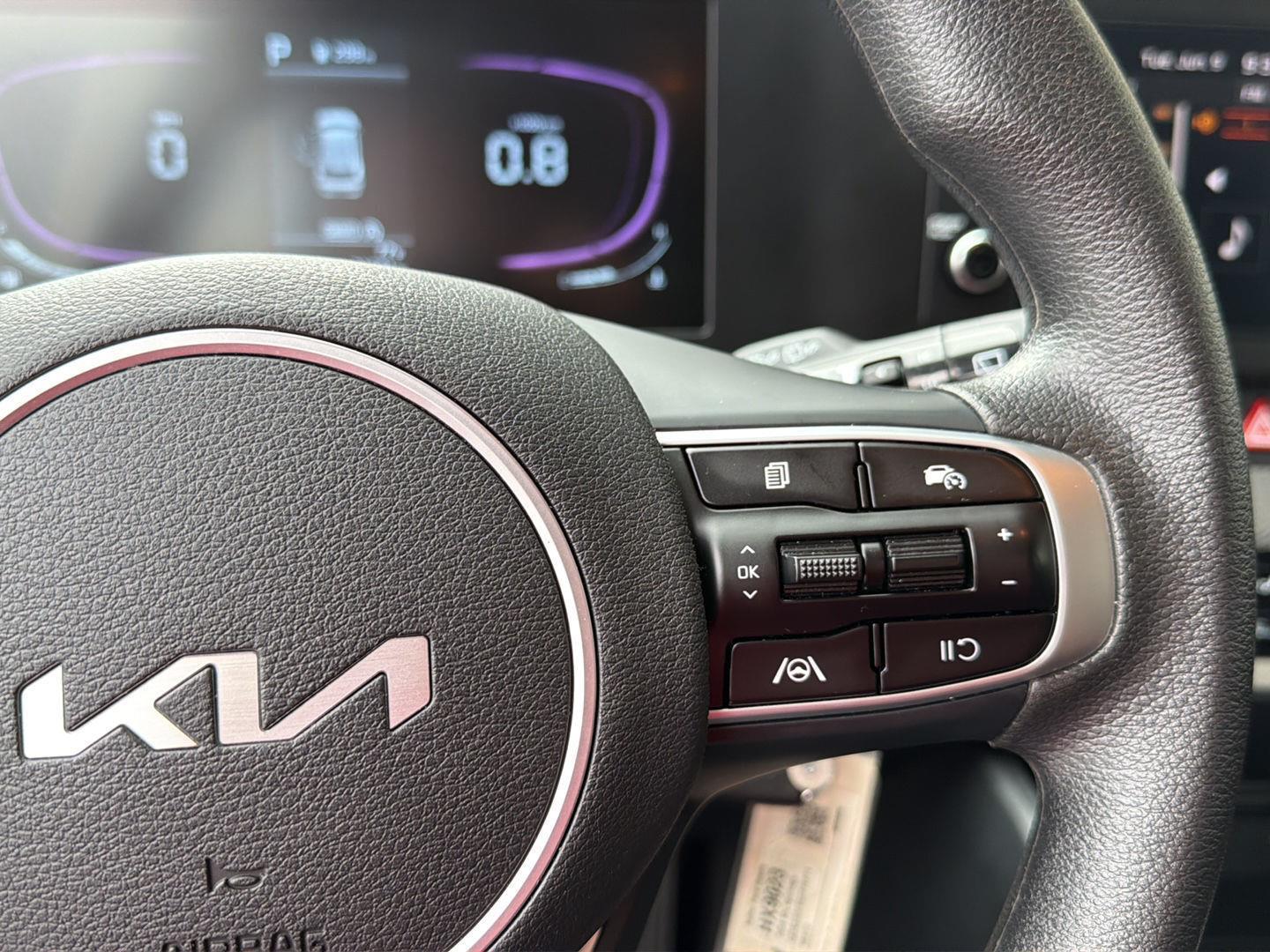 2025 Kia Sportage LX - Photo 21