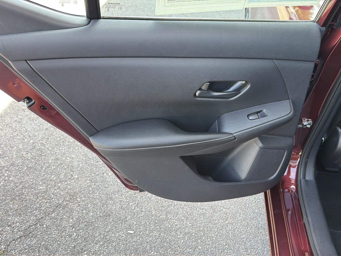 2025 Nissan Sentra SV - Photo 17