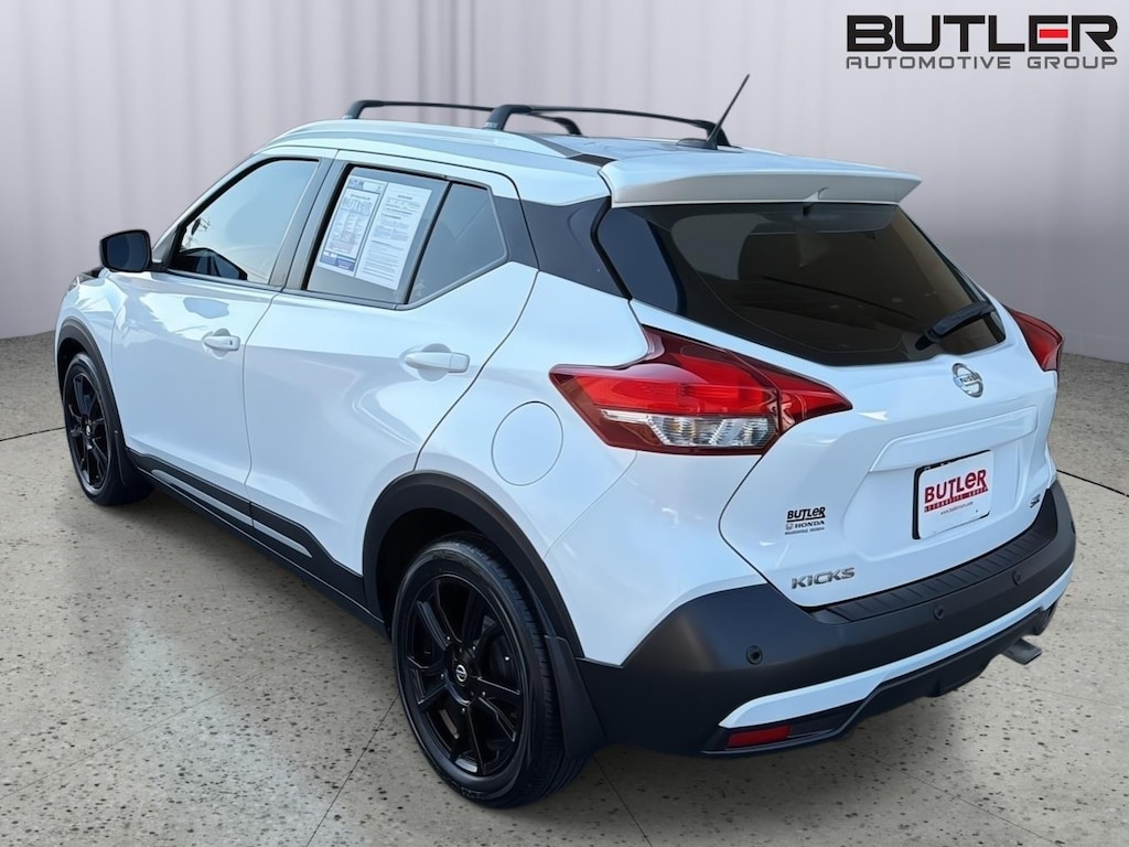 Used 2020 Nissan Kicks SR SUV
