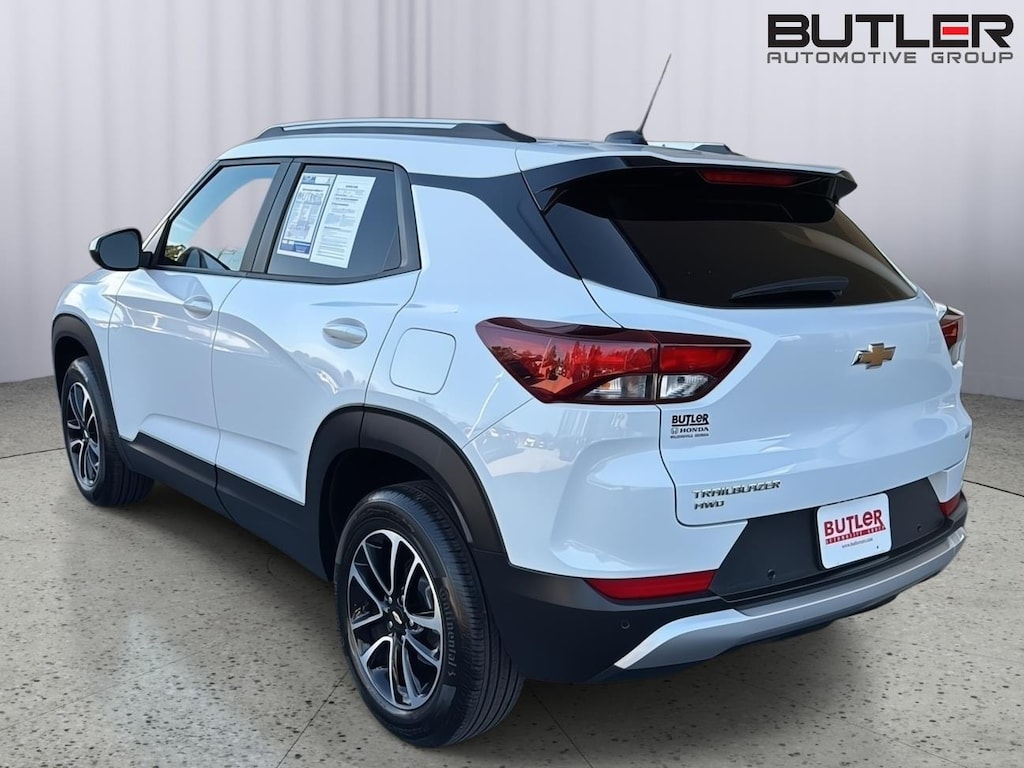 Used 2025 Chevrolet Trailblazer LT SUV