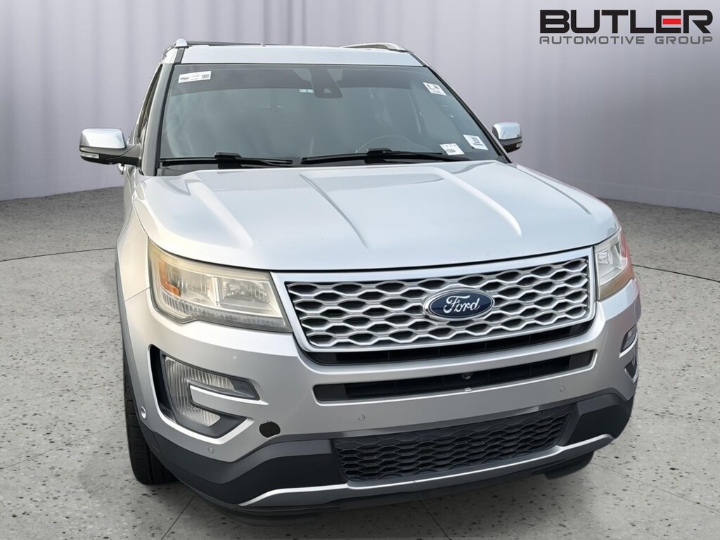 Used 2017 Ford Explorer Platinum SUV