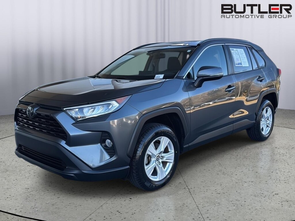 Used 2021 Toyota RAV4 XLE SUV
