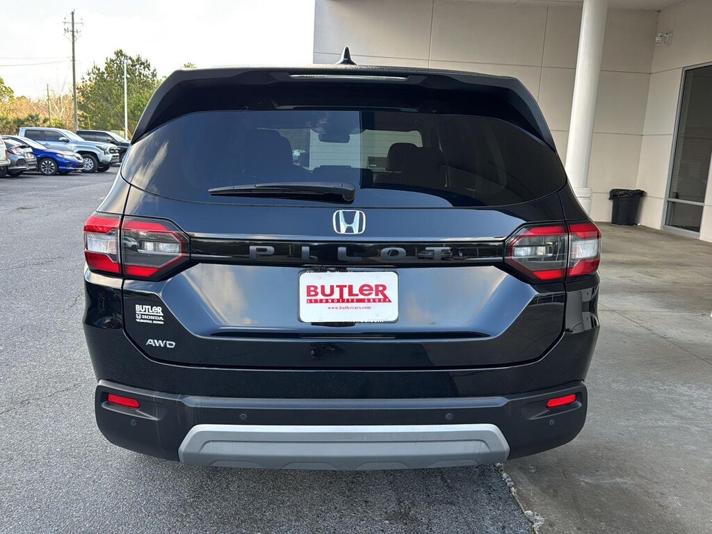 Used 2025 Honda Pilot EX-L SUV