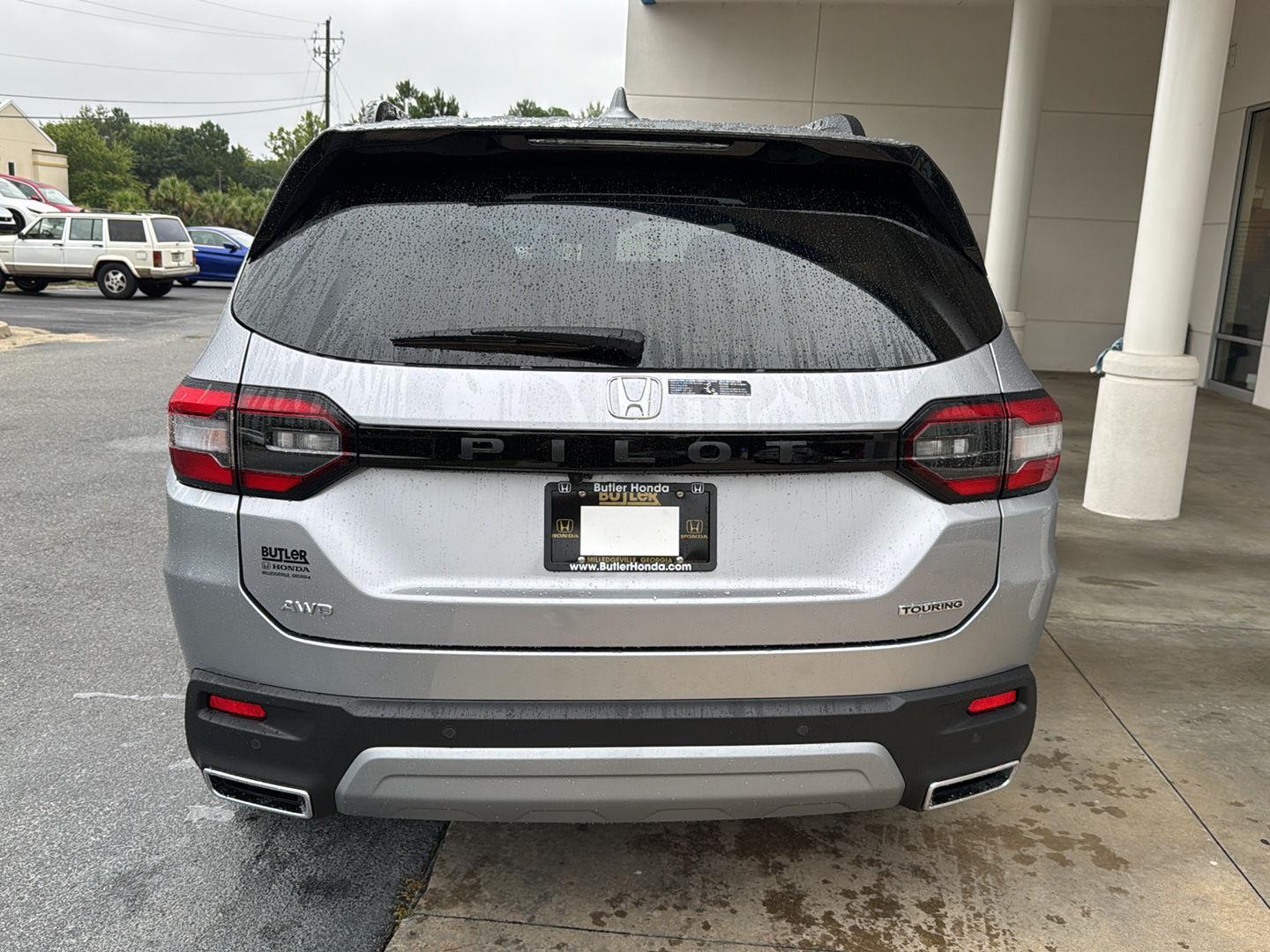 2025 Honda Pilot Touring photo 4