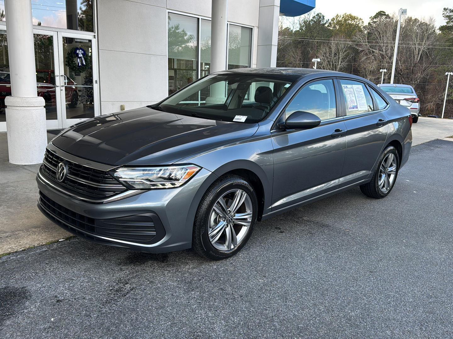 2024 Volkswagen Jetta SE's photo