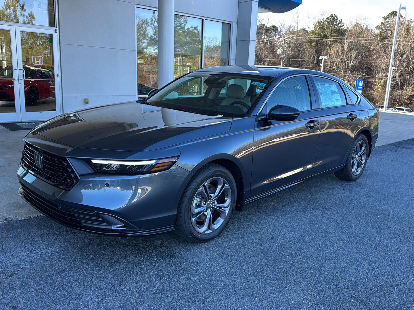 2025 Honda Accord Hybrid EX-L's photo