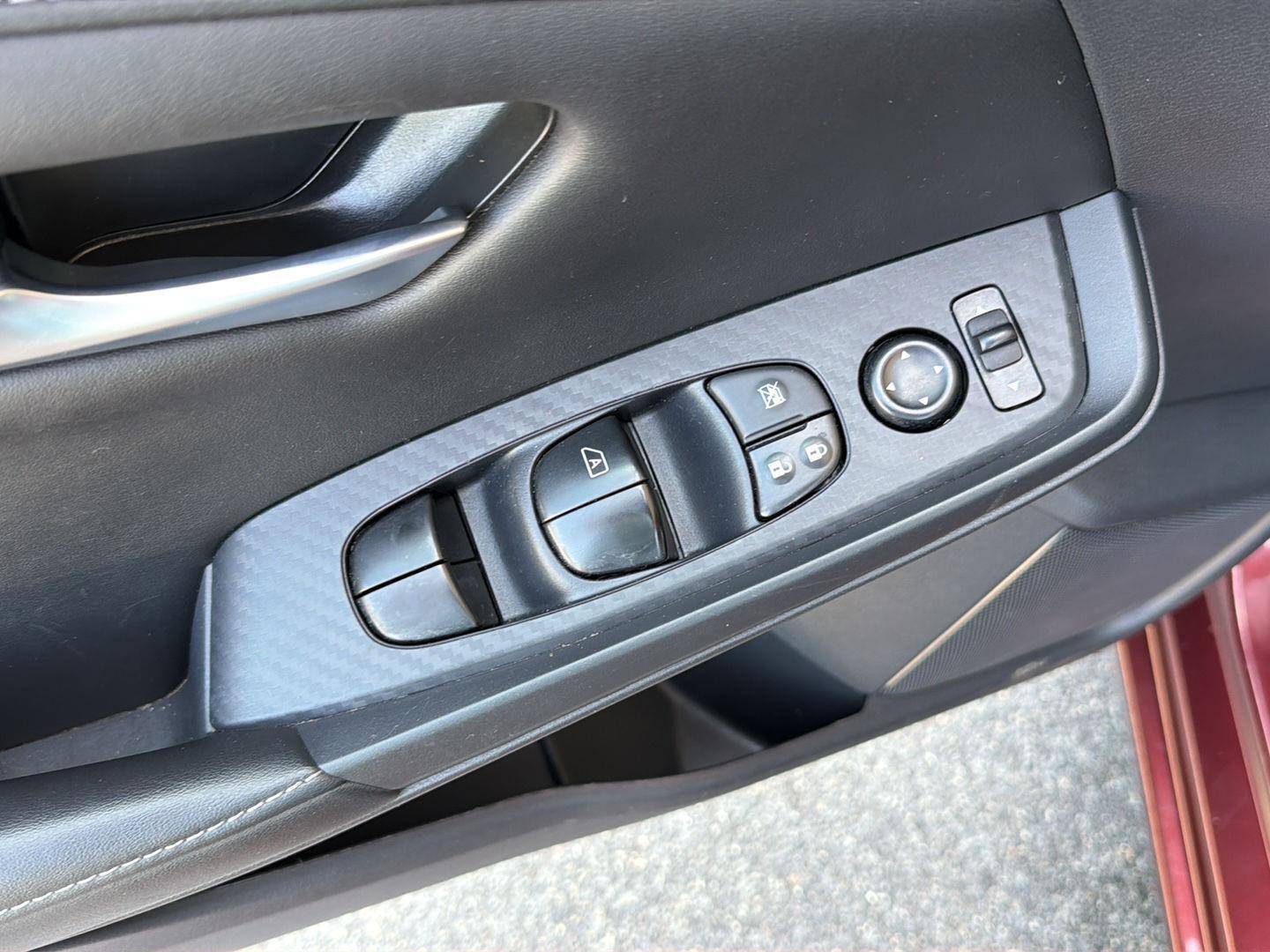 2025 Nissan Sentra SV - Photo 31