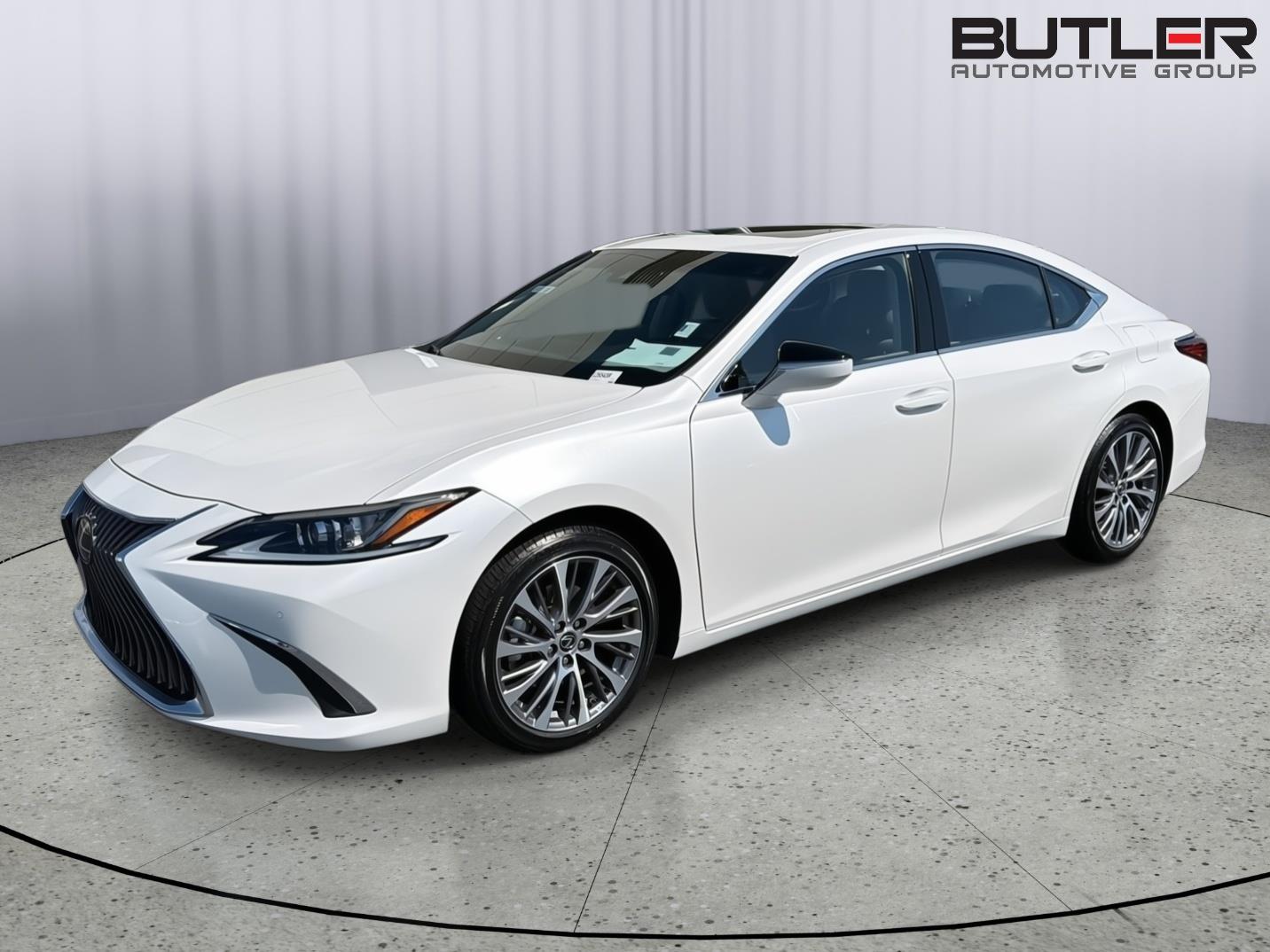 2021 Lexus ES 350 350's photo
