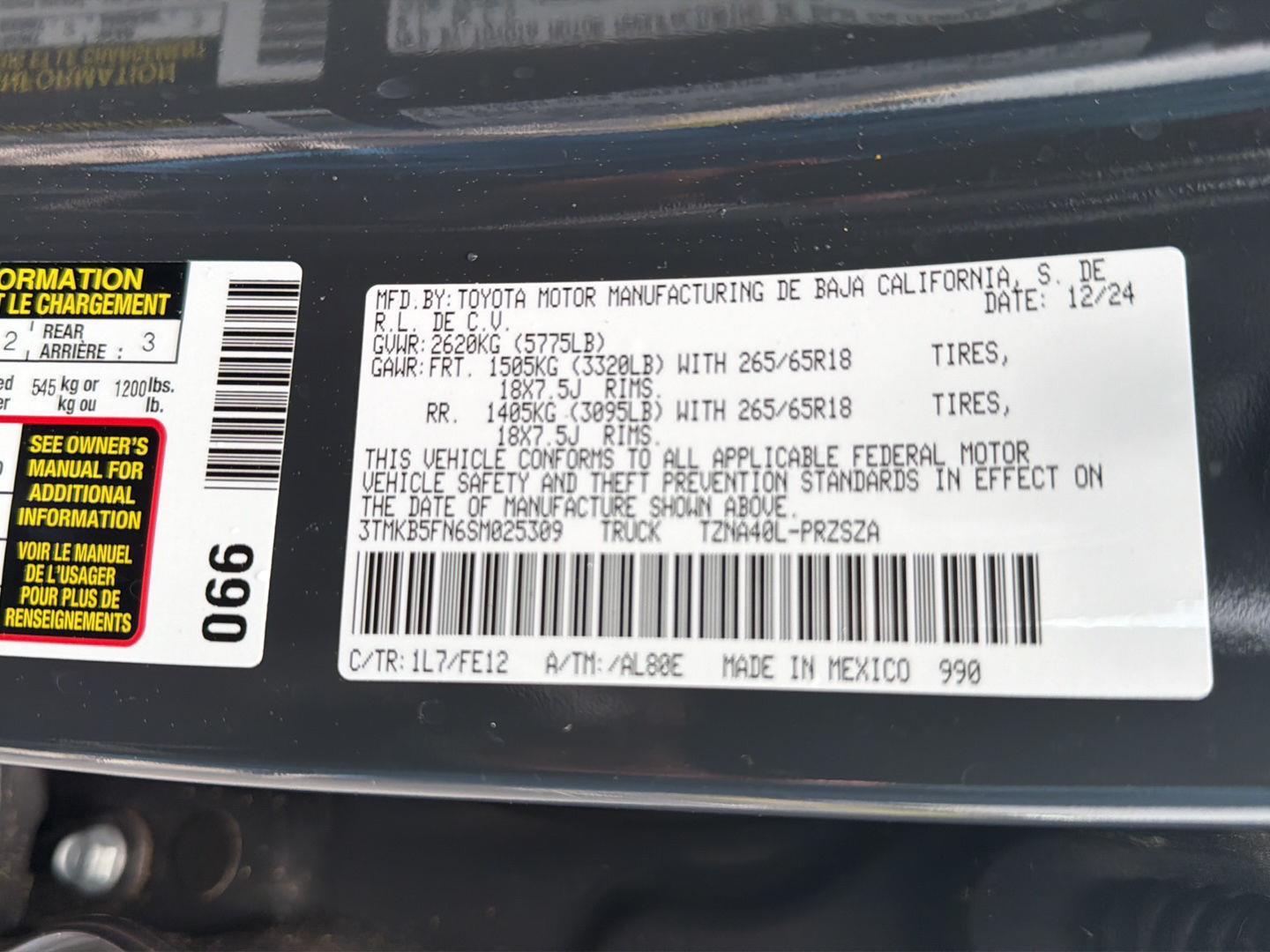 2025 Toyota Tacoma TRD Sport - Photo 40