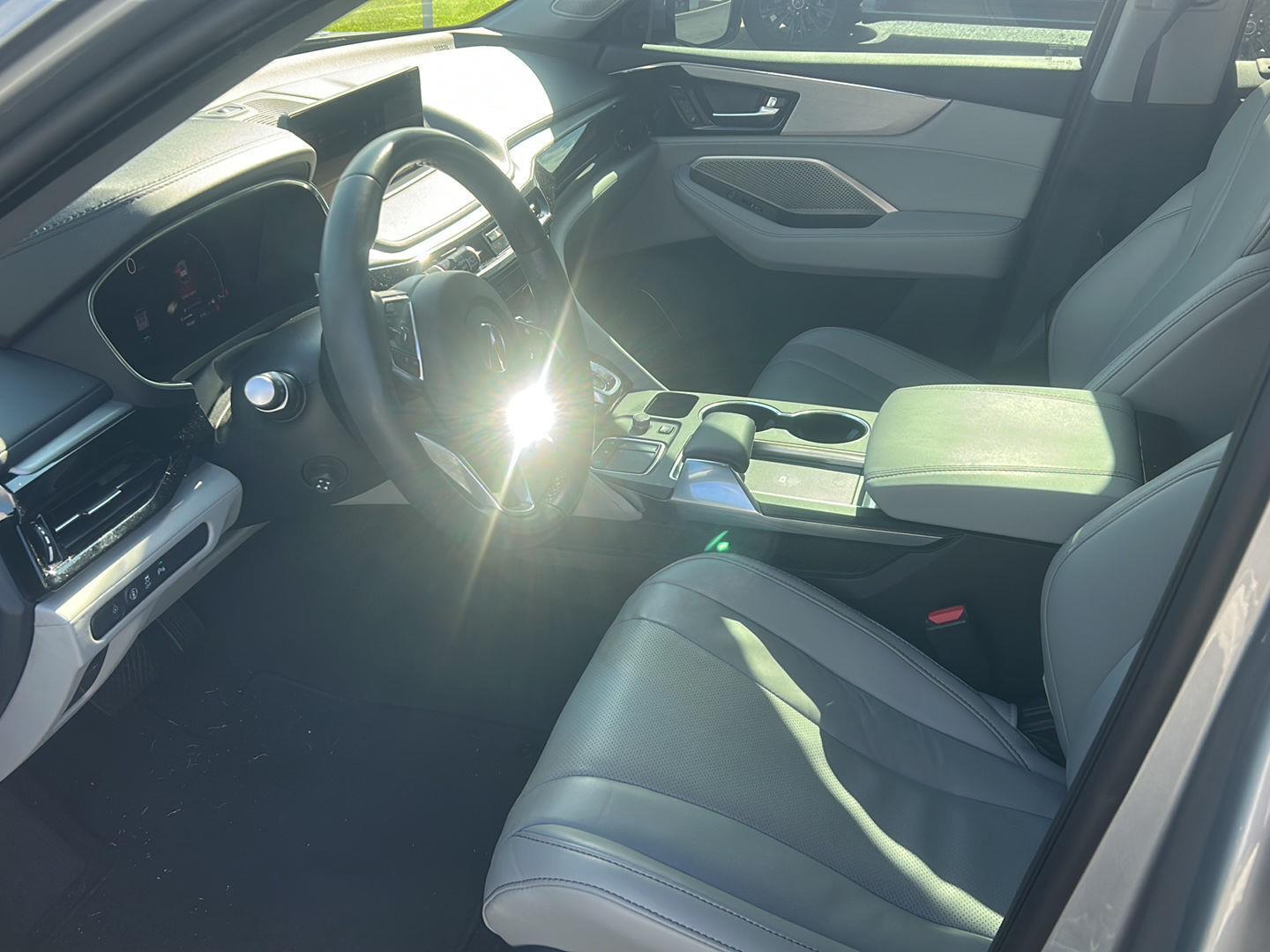2024 Acura MDX Technology photo 3