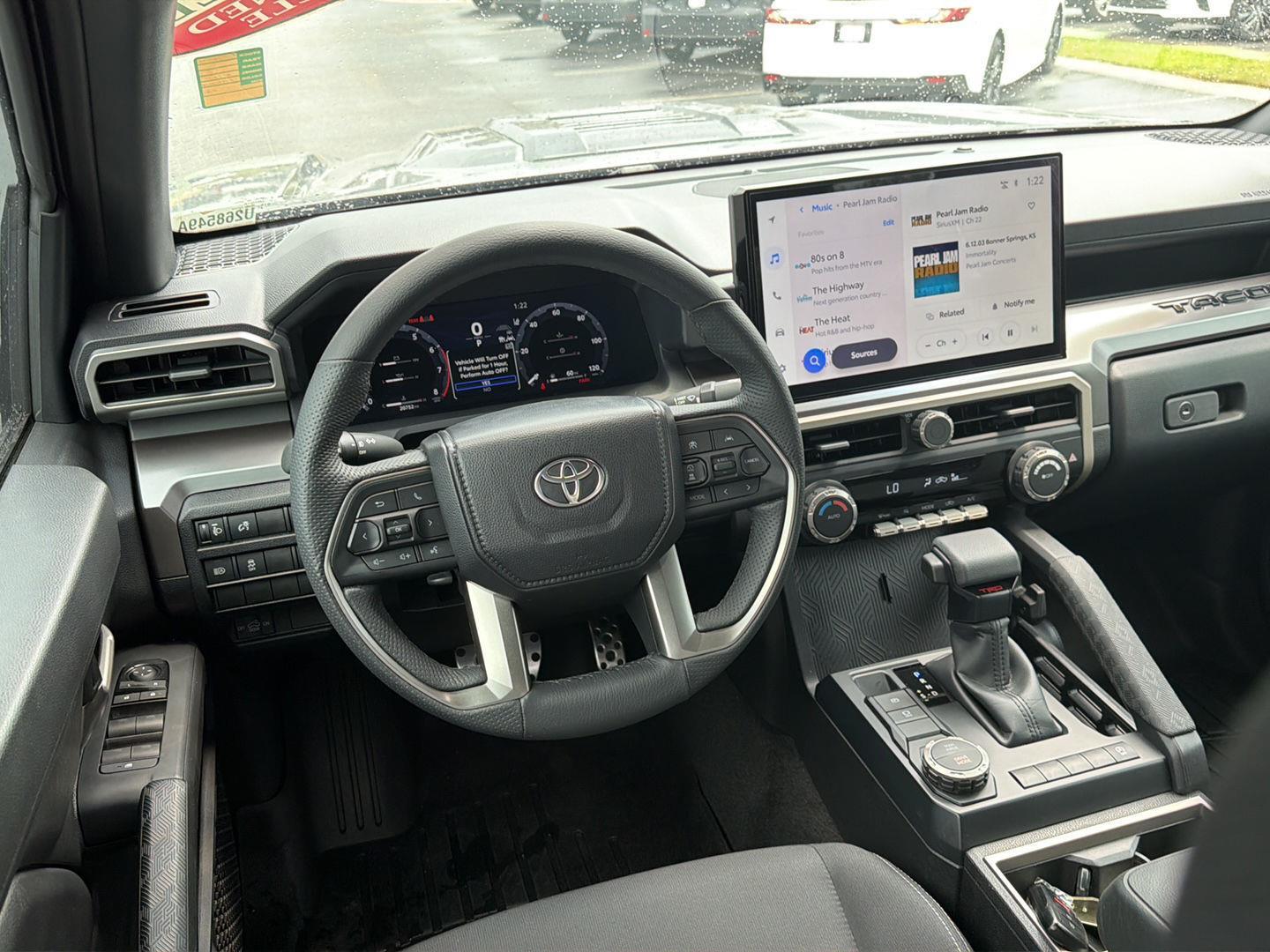 2025 Toyota Tacoma TRD Sport - Photo 18