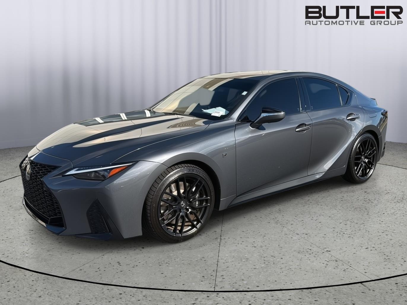 2023 Lexus IS