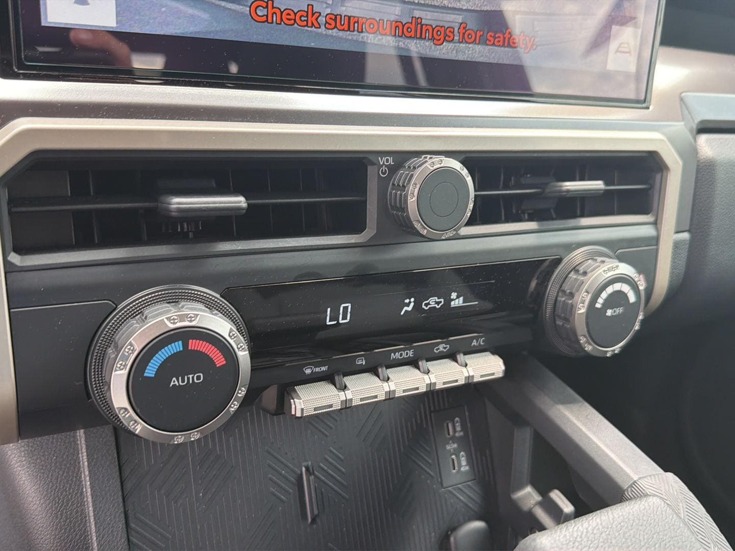 2025 Toyota Tacoma TRD Sport - Photo 26