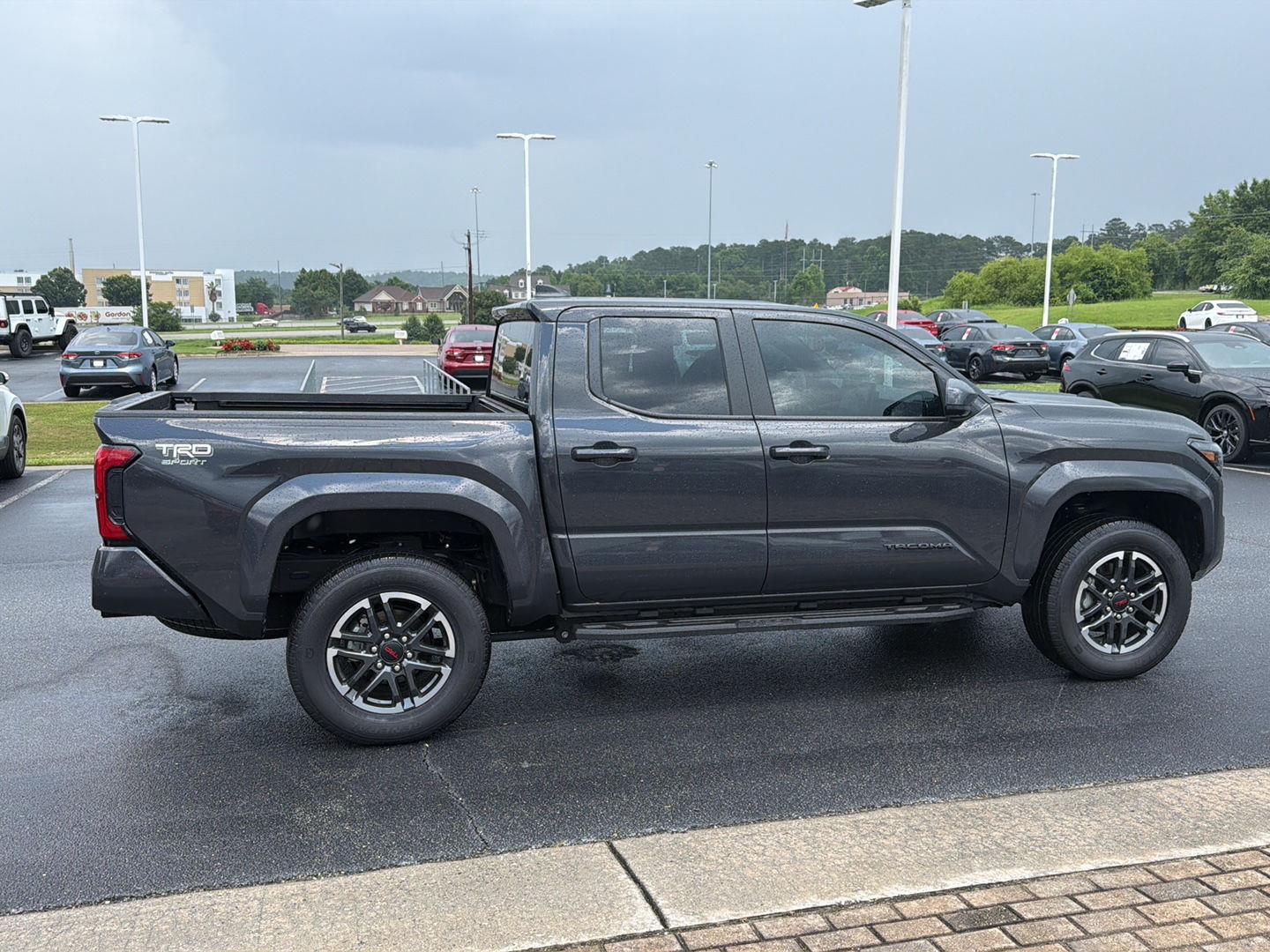 2025 Toyota Tacoma TRD Sport - Photo 7