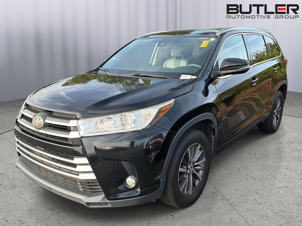Used 2017 Toyota Highlander XLE SUV