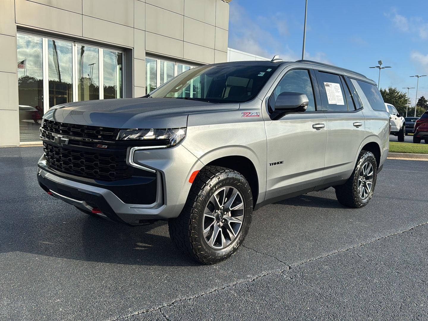 2023 Chevrolet Tahoe Z71 photo 2