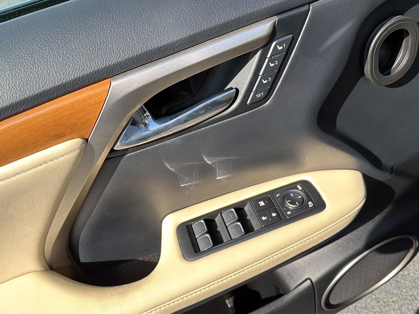 2022 Lexus RX Hybrid 450h - Photo 34