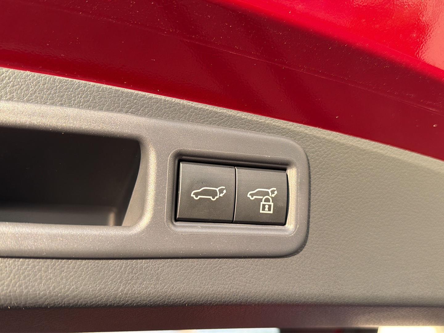 2025 Lexus RX 350 - Photo 34