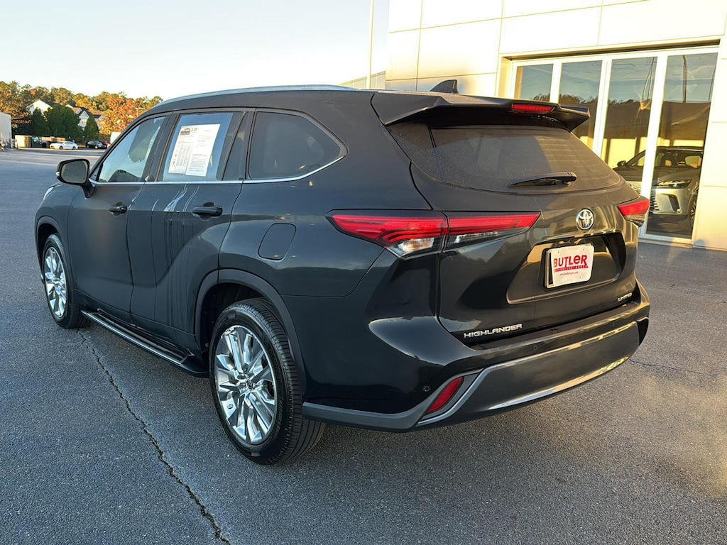 Used 2020 Toyota Highlander Limited SUV